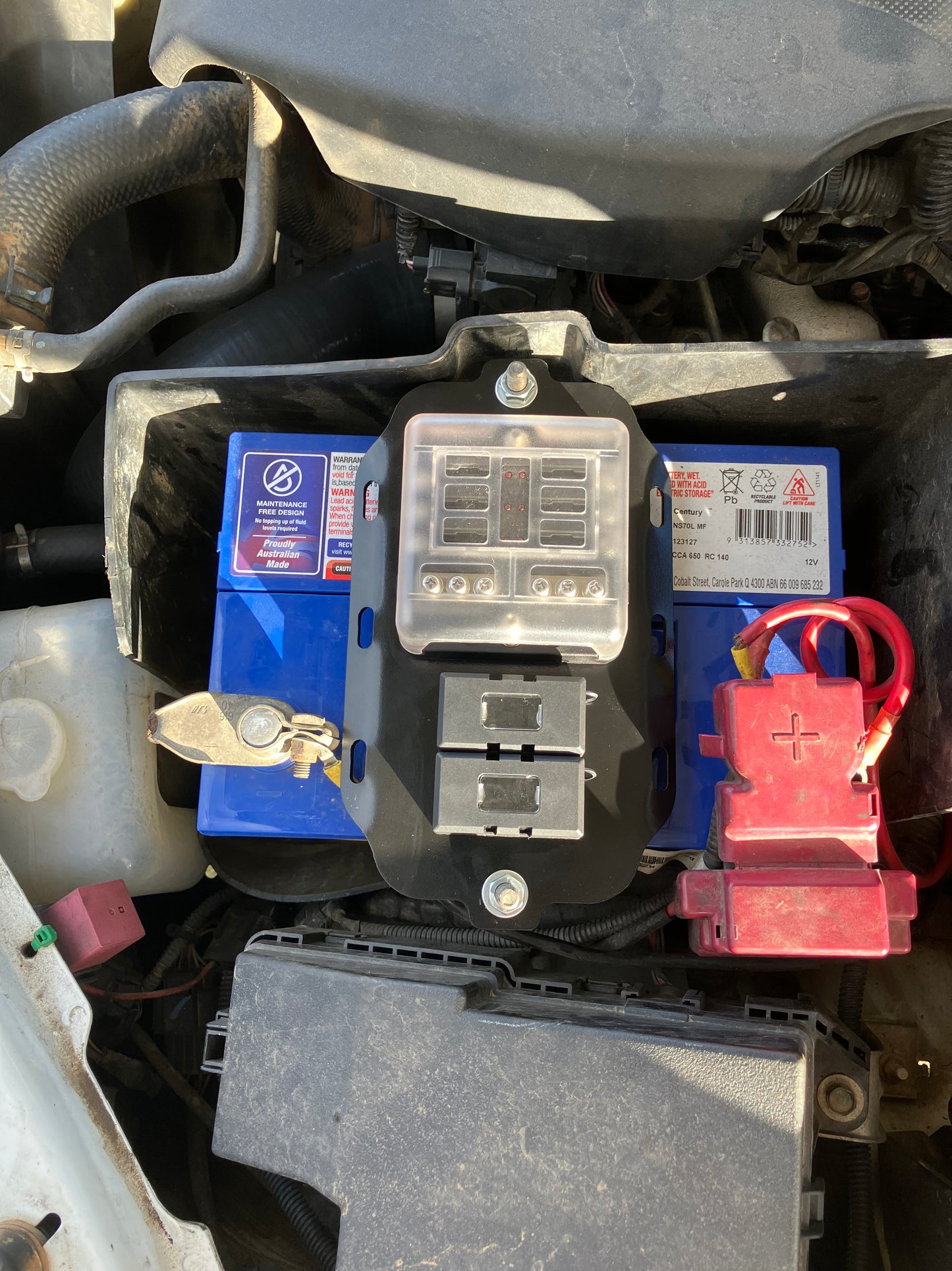 Battery Fuse Bracket to suit Mitsubishi MR Triton